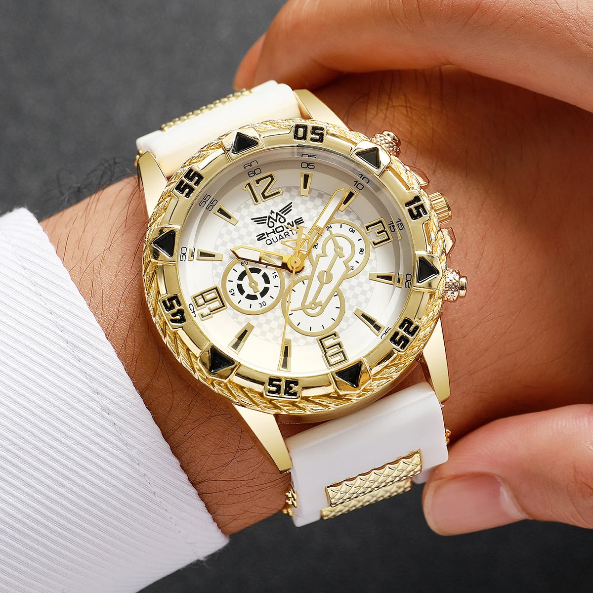 Fashion Gold Case Men Sports Quartz Watch White Silicone Strap Casual Male Dress Wristwatches Relogio Masculino（Without Box）