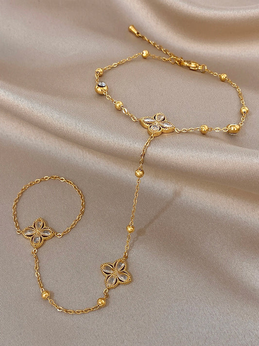 New Trendy Stainless Steel Zircon Flower Back of Hand Chain Finger Bracelet Fashion Chic Sexy Jewelry Waterproof Wholesale Gift