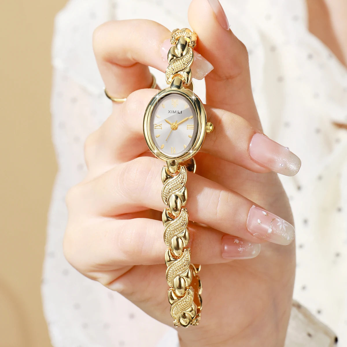 Luxury Gold Oval Women Quartz Watch Roma Dial Metal Bracelet Elegant Ladies Dress Wristwatch Clock Relogio Feminino（Without Box）