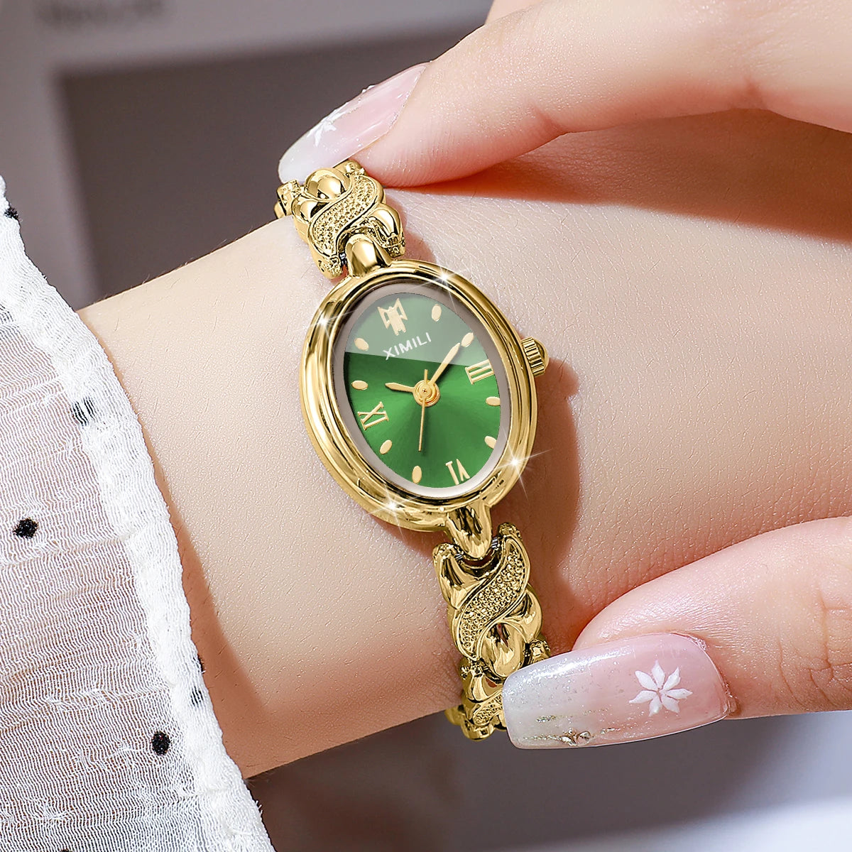 Luxury Gold Oval Women Quartz Watch Roma Dial Metal Bracelet Elegant Ladies Dress Wristwatch Clock Relogio Feminino（Without Box）