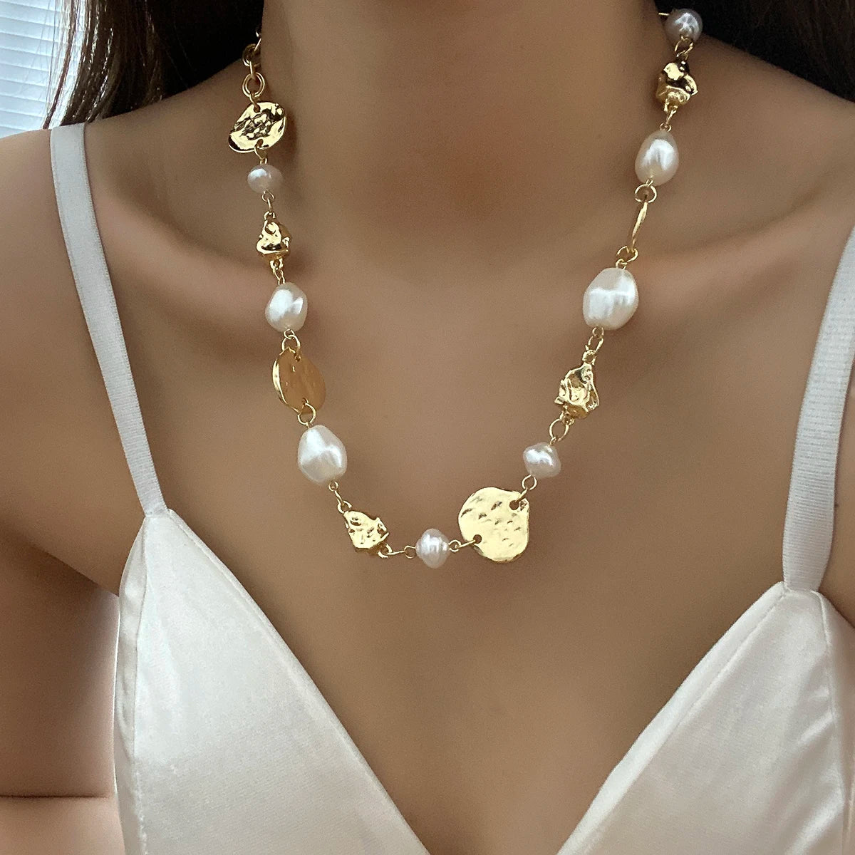 Flashbuy Trendy Gold Color Necklace Creative Irregular Metal Pearls Chain Choker Necklace Clavicle Chain Collier Jewelry