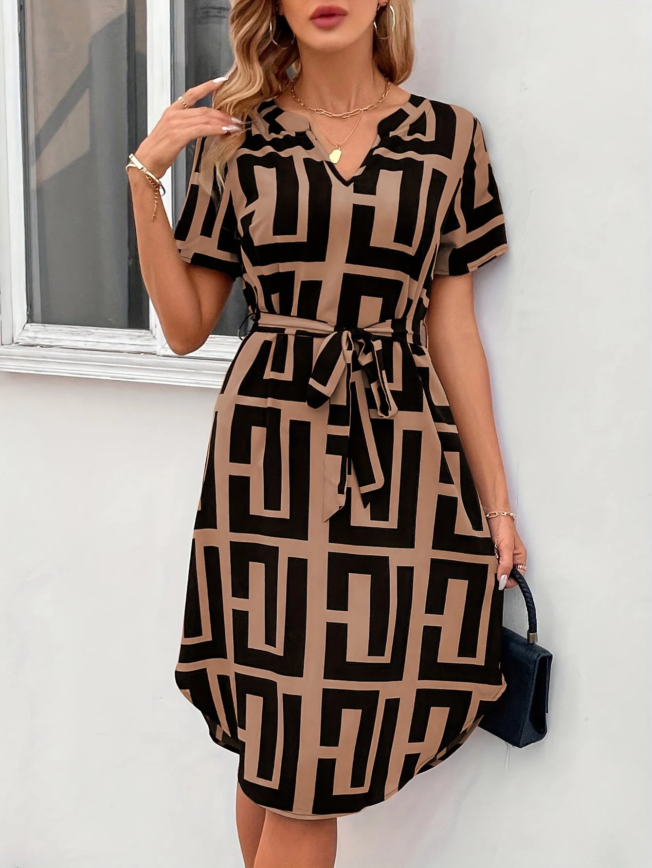 New arrival elegant women Plaid V-Neck A-Line Midi Dress – Short Sleeve with Waist Belt