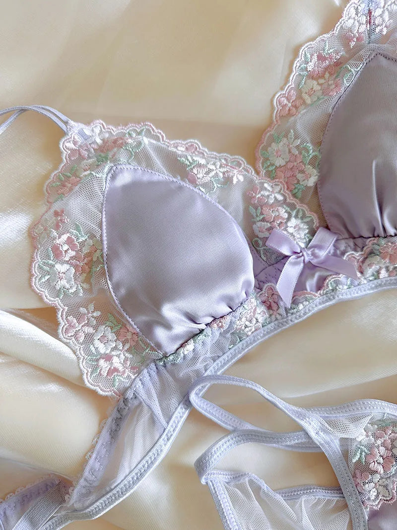 MOYISU Sweet Soft Milk French Pure Desire Girl Bra Set Triangle Cup No Underwire Underwear Small Breasts