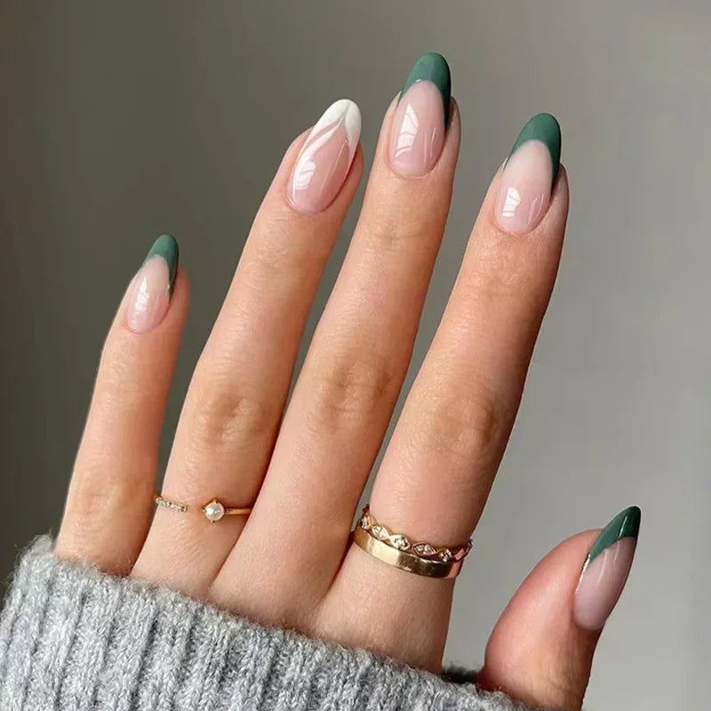24Pcs Simple Green French False Nails Short Almond Fake Nails with Wave Line Design Wearable Round Head Press on Nail Tips