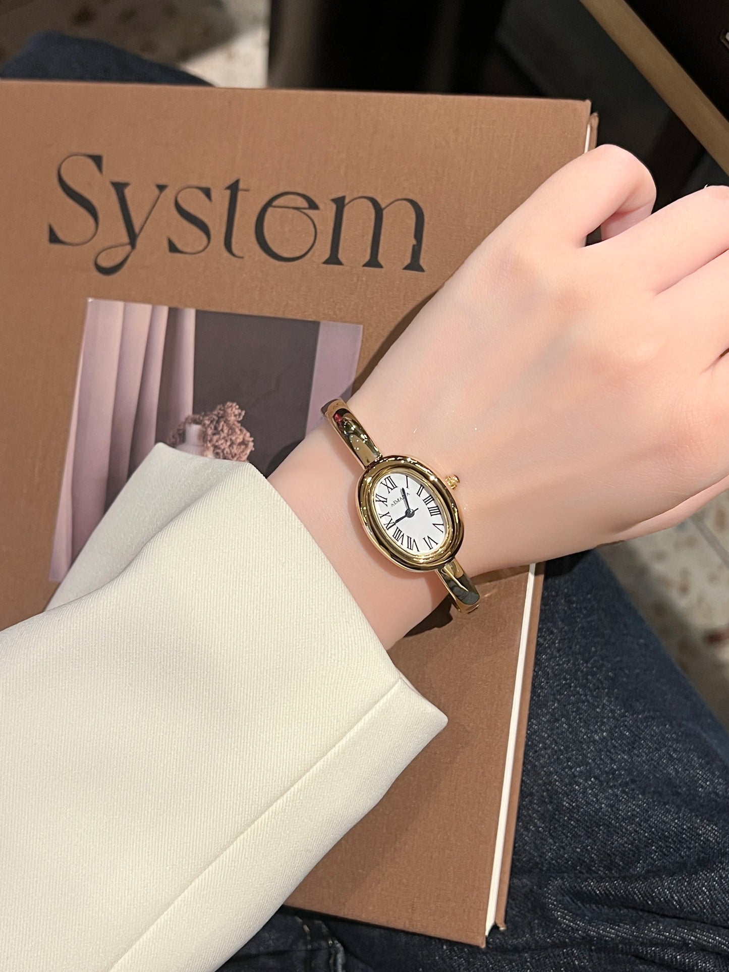 Gold Oval Women’s Watch – Roman Numeral Dial