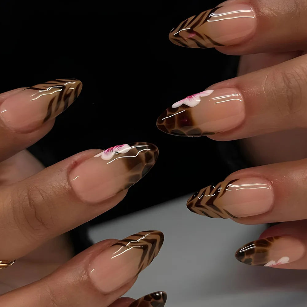 24Pcs Brown Leopard Print Pattern False Nails Press on Long Stiletto Acrylic Manicure Detachable Spice Cool Nails Set for Women