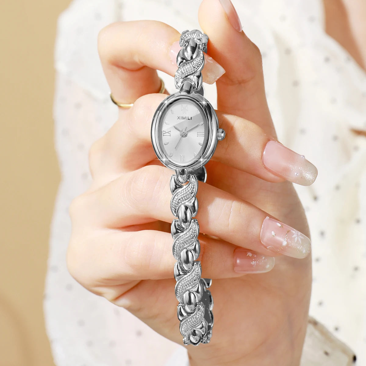 Luxury Gold Oval Women Quartz Watch Roma Dial Metal Bracelet Elegant Ladies Dress Wristwatch Clock Relogio Feminino（Without Box）