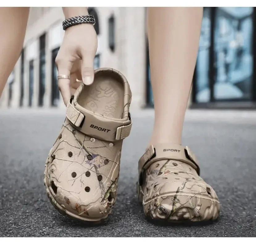 Summer Men's Clogs Sandals Man Home Garden Shoes Comfortable Men Slippers Non-Slip Soft Bottom Flip Flop Sandals Big Size 46 47