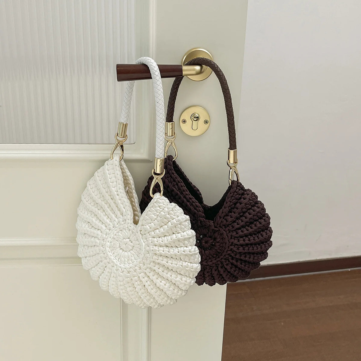 Handcrafted Shell Shaped Crossbody Bag Women's Beach Style Handbag City Simple Cotton Liner Soft round Shape Double Shoulder ...