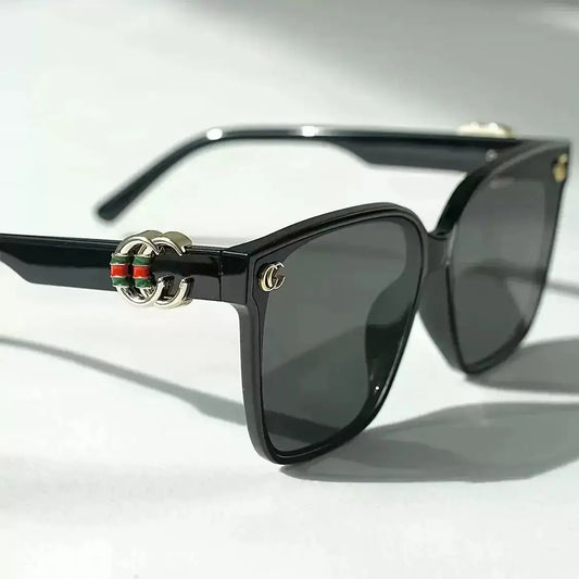 Women’s Square Sunglasses 2025 – UV400 Fashion Shades