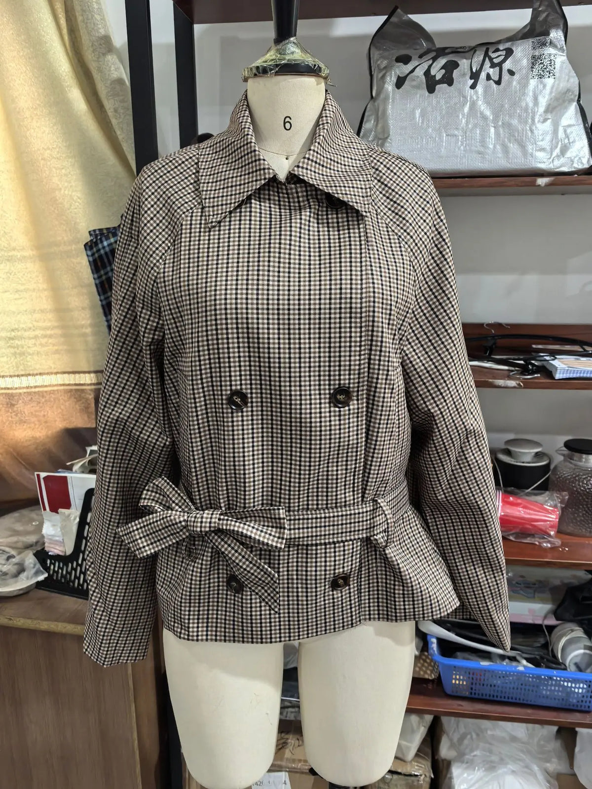 Vintage Plaid Cropped Trench Jacket Women Casual Lapel Lace-up Double Breasted Belted Loose Coats Lady Autumn WInter Streetwear