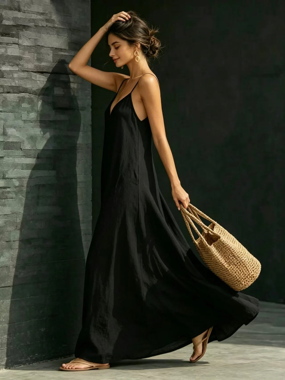 Women Linen Spaghetti Strap Maxi Dress V Neck Loose Swing Long Dress With Pockets Casual Summer Beach Vacation Sundress Ladies