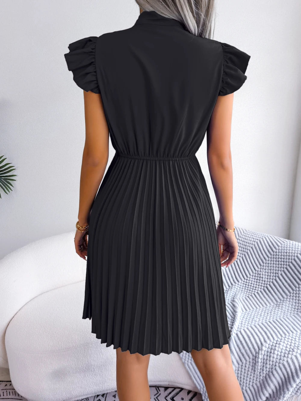 Elegant Bow Tie Pleated Dress 2026 Women Summer Solid Color Ruffles Short Sleeve Mini Dress Green Red Black Blue Woman Clothing