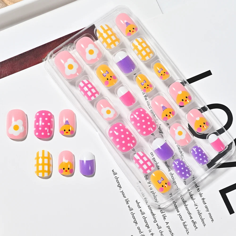 120Pcs Kids Cute Bow Heart Design False Nails Cartoon Animal Short Square Full Cover Fake Nail Tips for Girls Press On Nails