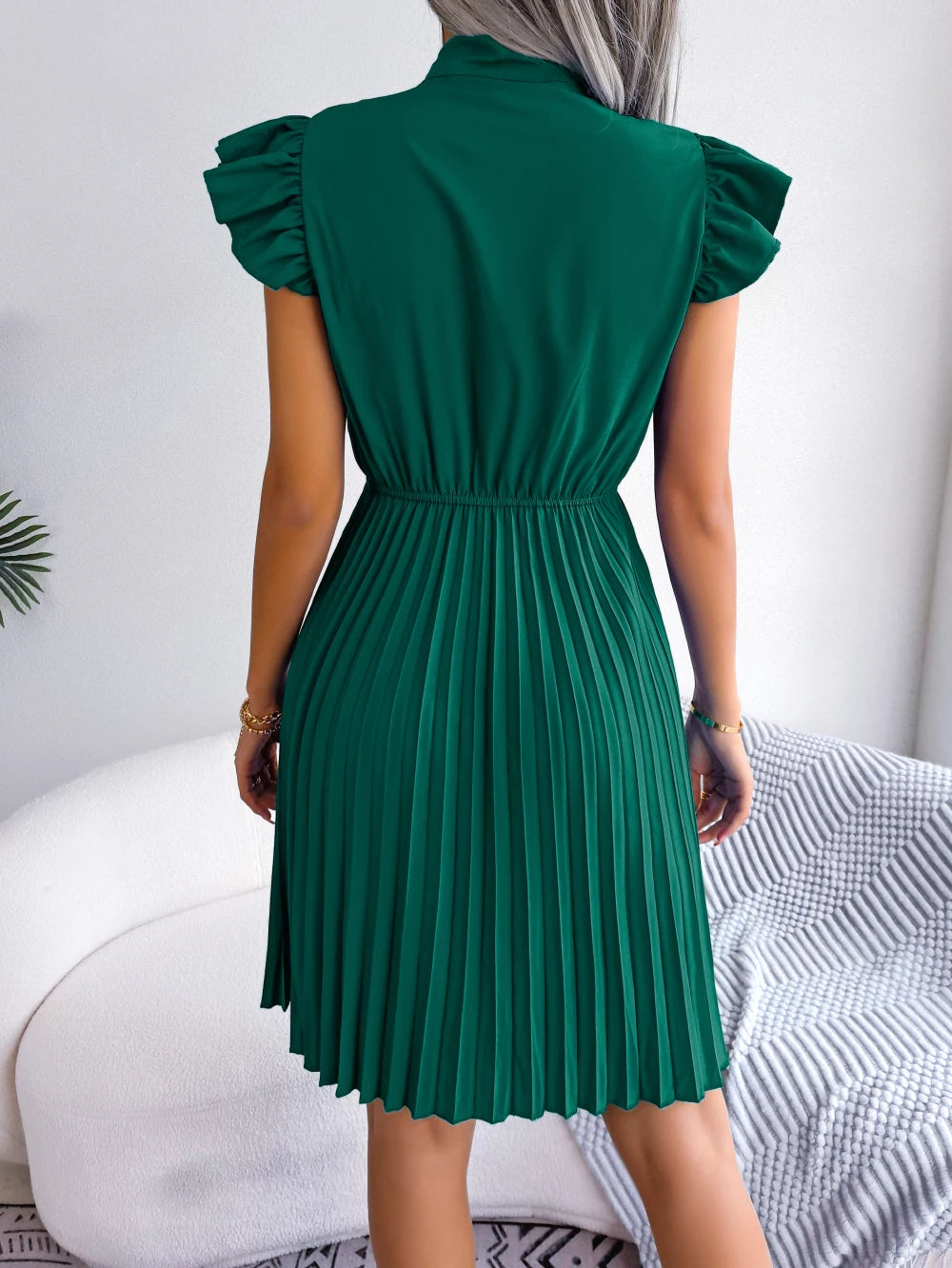 Elegant Bow Tie Pleated Dress 2026 Women Summer Solid Color Ruffles Short Sleeve Mini Dress Green Red Black Blue Woman Clothing