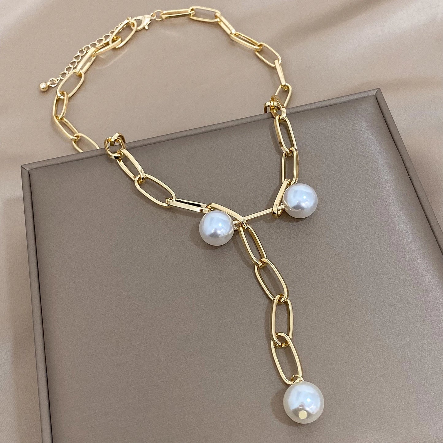 Trendy Women's Necklace Gold Color Metal Long Chain Pearl Round Beads Pendant Necklace Statement Party Daily Jewelry Gift