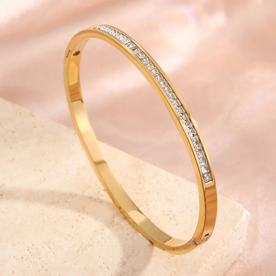 ZAKOL 4/1pcs Exquisite Bow Knot Design Charm Stackable Bracelet for Women Shining Zirconia Inlaid Bangles Jewelry Gift
