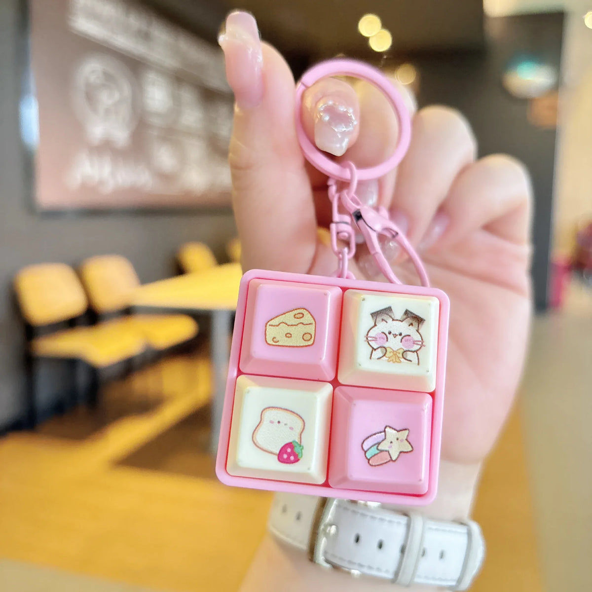 ZAKOL Cartoon Fidget Keychain DIY Keyboard Keys Button Squeeze Music Keychain Pass The Time Relief Stress Four-square Keychain