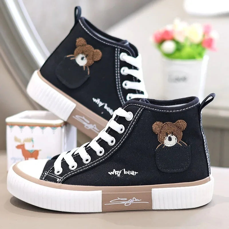 Cute Women’s Canvas Sneakers – Breathable High-Top Vulcanized Flats | حذاء نسائي قماشي كاجوال – سنيكرز عالية مريحة وبتصميم فلكنايزد