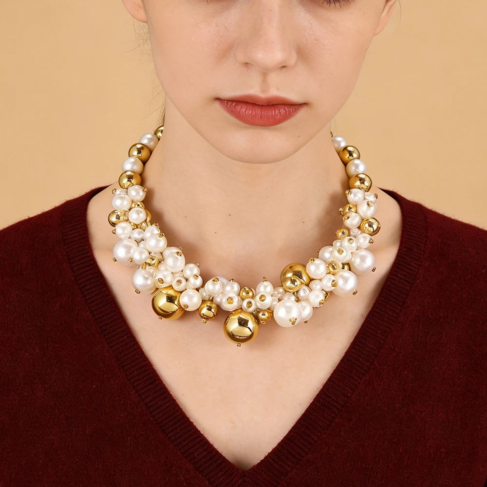 New Style Chic Chunky Imitation Pearl Acrylic Bead Choker Necklaces For Women Elegant Temperament Statement Jewelry Party Gift