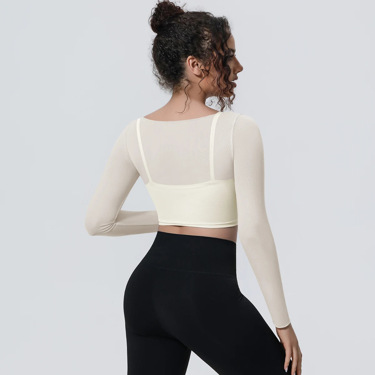 Woman Sports Yoga Long Sleeves Workout Top Solid Color False Two-piece Mesh Running Shirts with Chest Pad Summer Long Sleeves