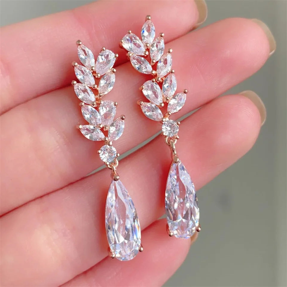 ZAKOL White Zircon Leaf Dangle Earrings for Women Shinny Water Drop Crystal Flower Pendant Earring Bridal Wedding Jewelry