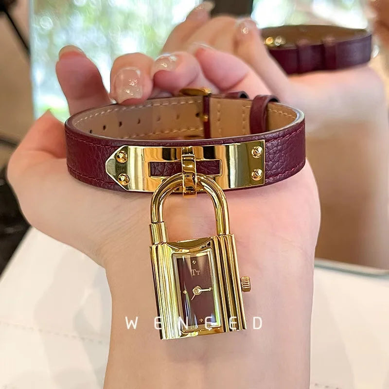 new Vintage Leather Chain Women’s Watch – Small Gold Dial