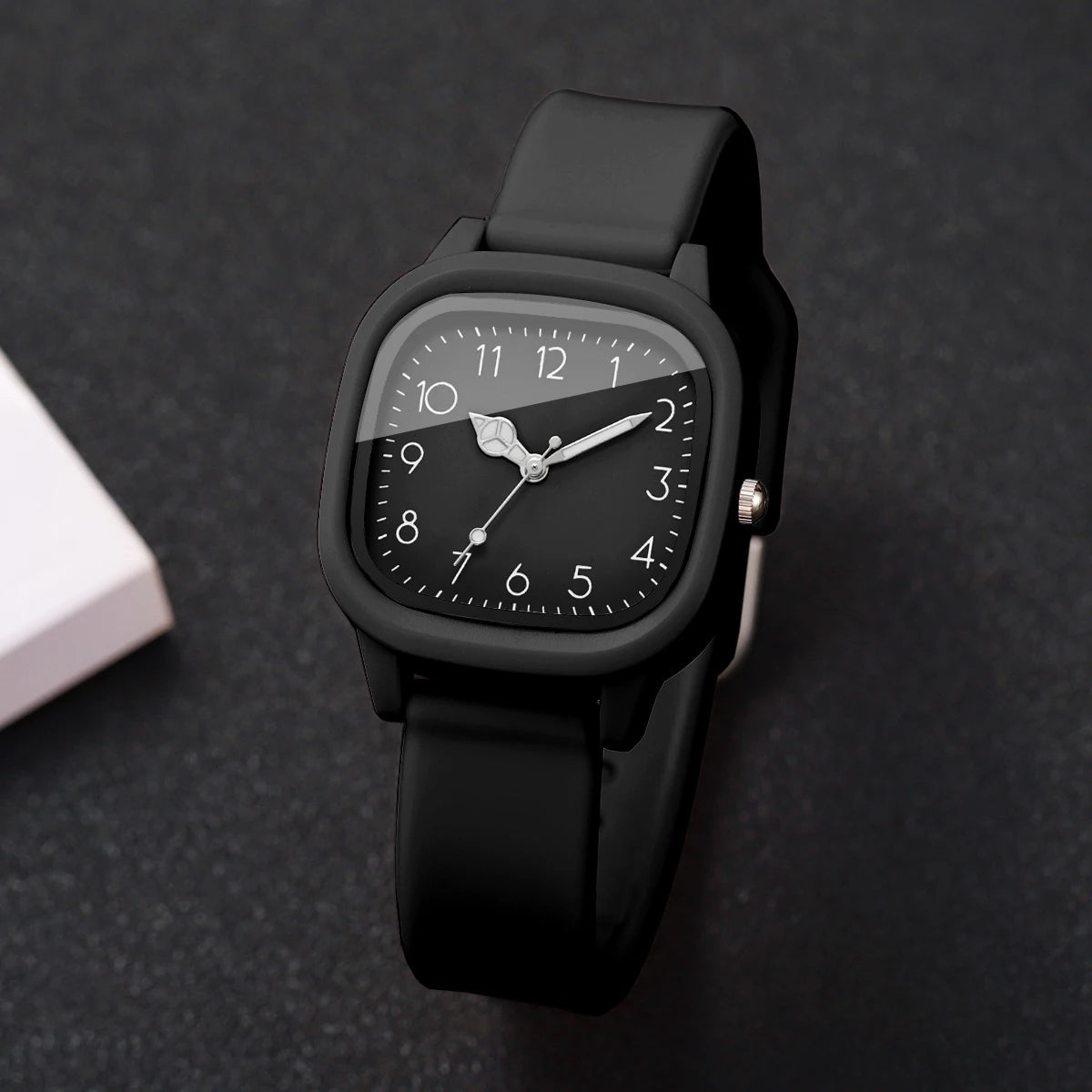 2PCS Fashion Women Watch Heart‑shaped Bracelet Set Square Black Dial Silicone Strap Wristwatch Relogio Feminino (Without Box)