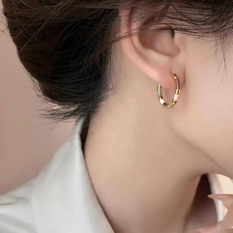 ZAKOL Korean Fashion Colorful Enamel Mini Metal Round Hoop Earrings For Women Daily Wear Party Sexy Sweet Ears Accessories
