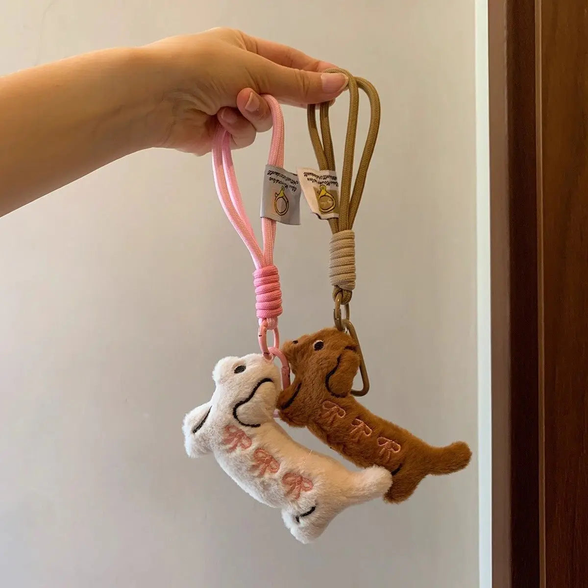 ZAKOL Kawaii Dachshund Keychain Doll Pendant Cartoon Puppy Keyring Cute Couple Key Holder Backpack Pendant Decoration Gifts