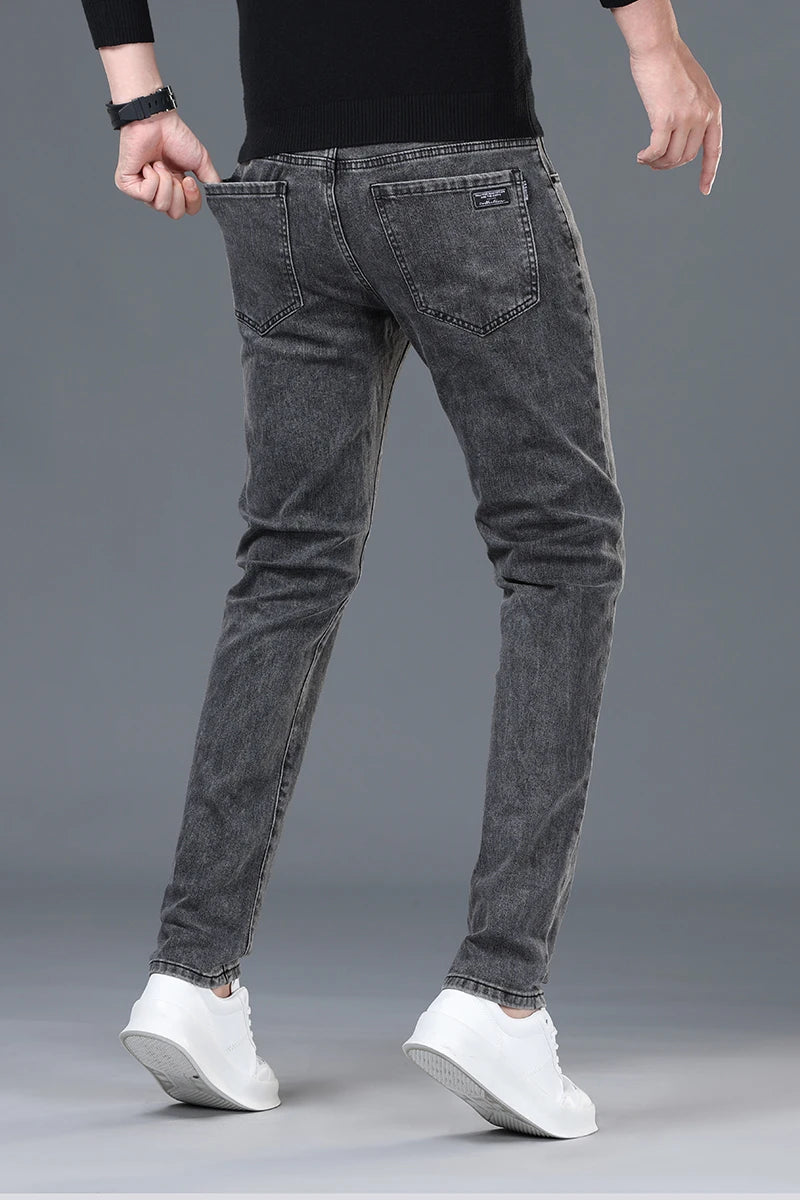 Spring and Summer New Men's Jeans Simplified Korean Edition Slim Fit Straight Leg Versatile Shaped Mid Waist Elastic Men's Jeans