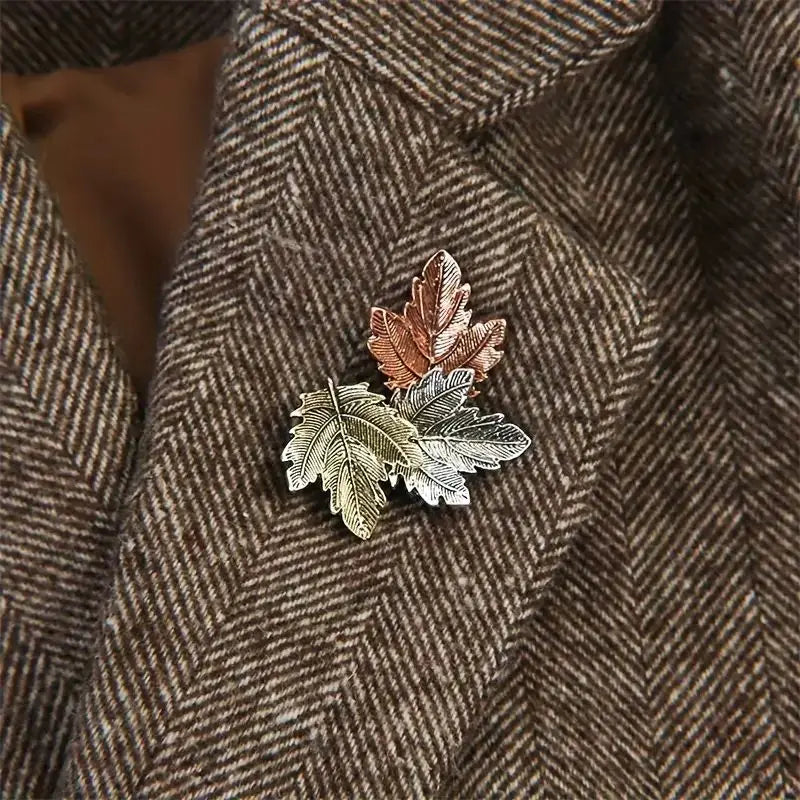 Trendy Red Maple Leaf Metal Brooches For Women Men Crystal Plant Brooch Party Birthday Winter Jewelry