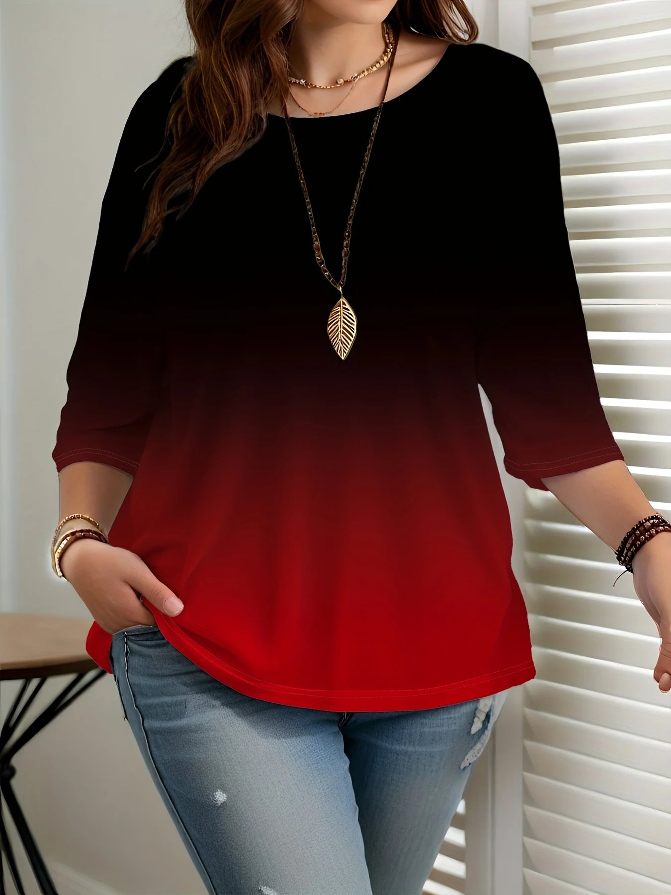 Plus Size Gradient Color T-Shirt – Casual Elegant Top