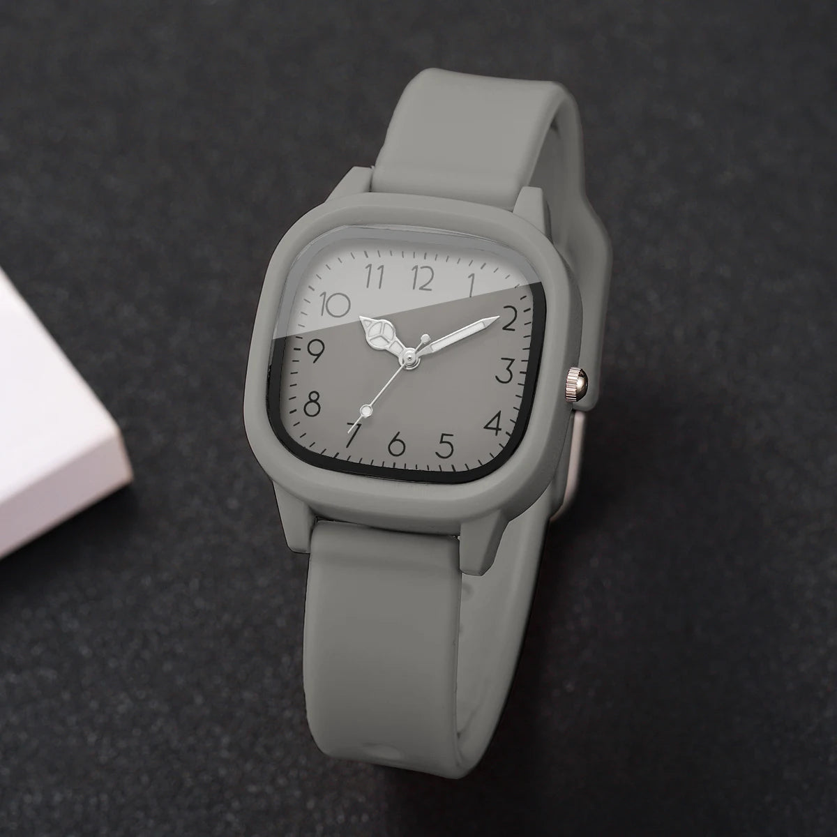 2PCS Women Watch Heart BraceletSet Grey Square Dial Silicone Strap Ladies Quartz Wristwatch Clock Relogio Feminino (Without Box)
