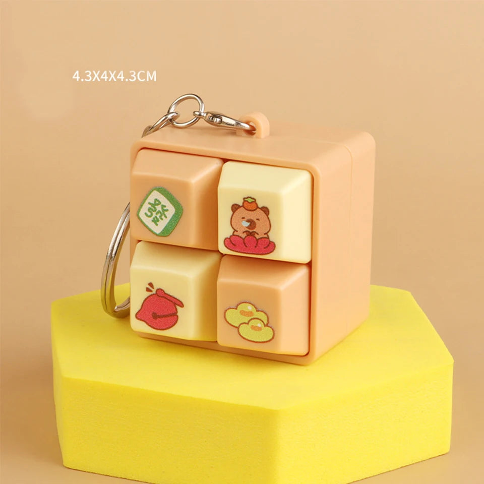 ZAKOL Cartoon Fidget Keychain DIY Keyboard Keys Button Squeeze Music Keychain Pass The Time Relief Stress Four-square Keychain
