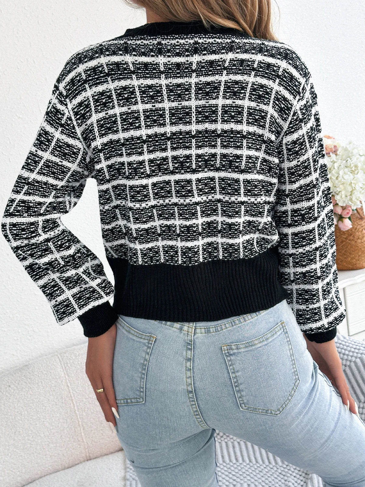 2026 Elegant Contrast Color Plaid Knitted Cardigan Sweater Single Breasted Lantern Long Sleeve Coats Women Autumn Winter Casual