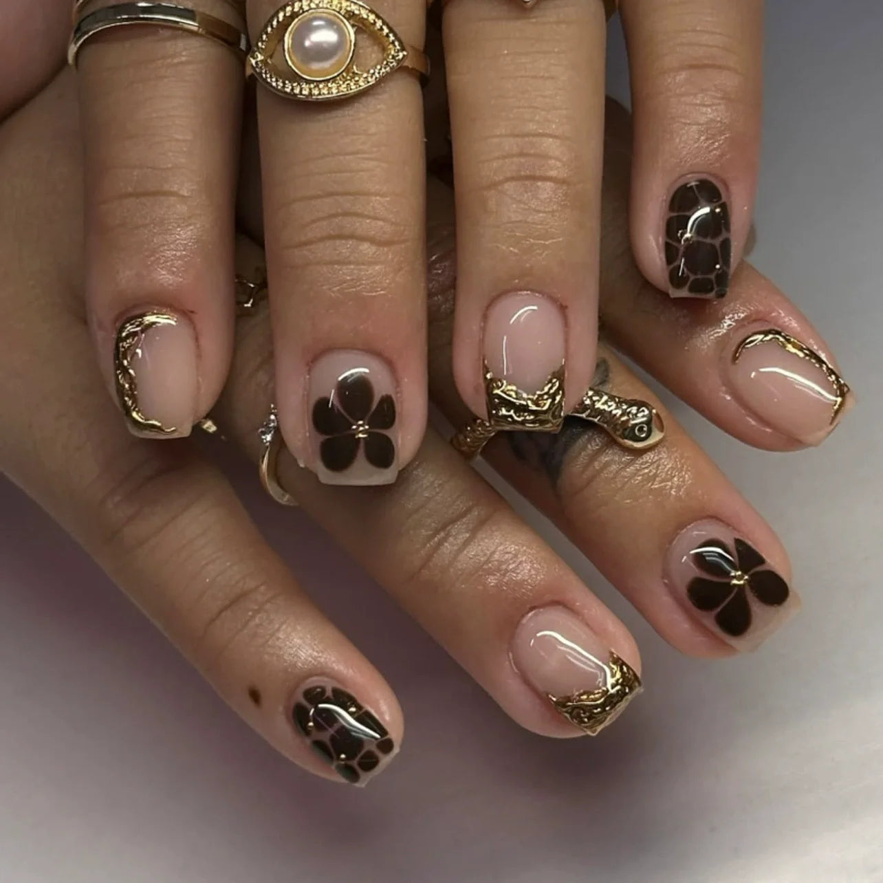 24Pcs Ladder-shaped Ballet False Nails with Glue Stripe Floral Nail Art Ombre French Press on Acrylic Nail Tips for Spice Girls
