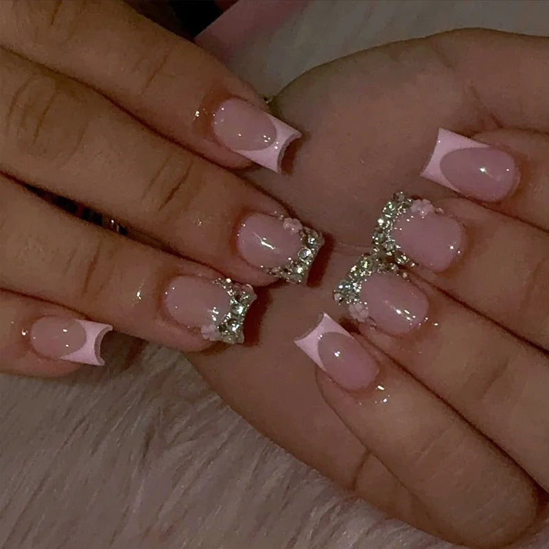 24Pcs Mid-length Fake Nails with Glue Wearable Glitter Press on Nail Detachable French Sweet Butterfly Acrylic Nail Manicure Tip