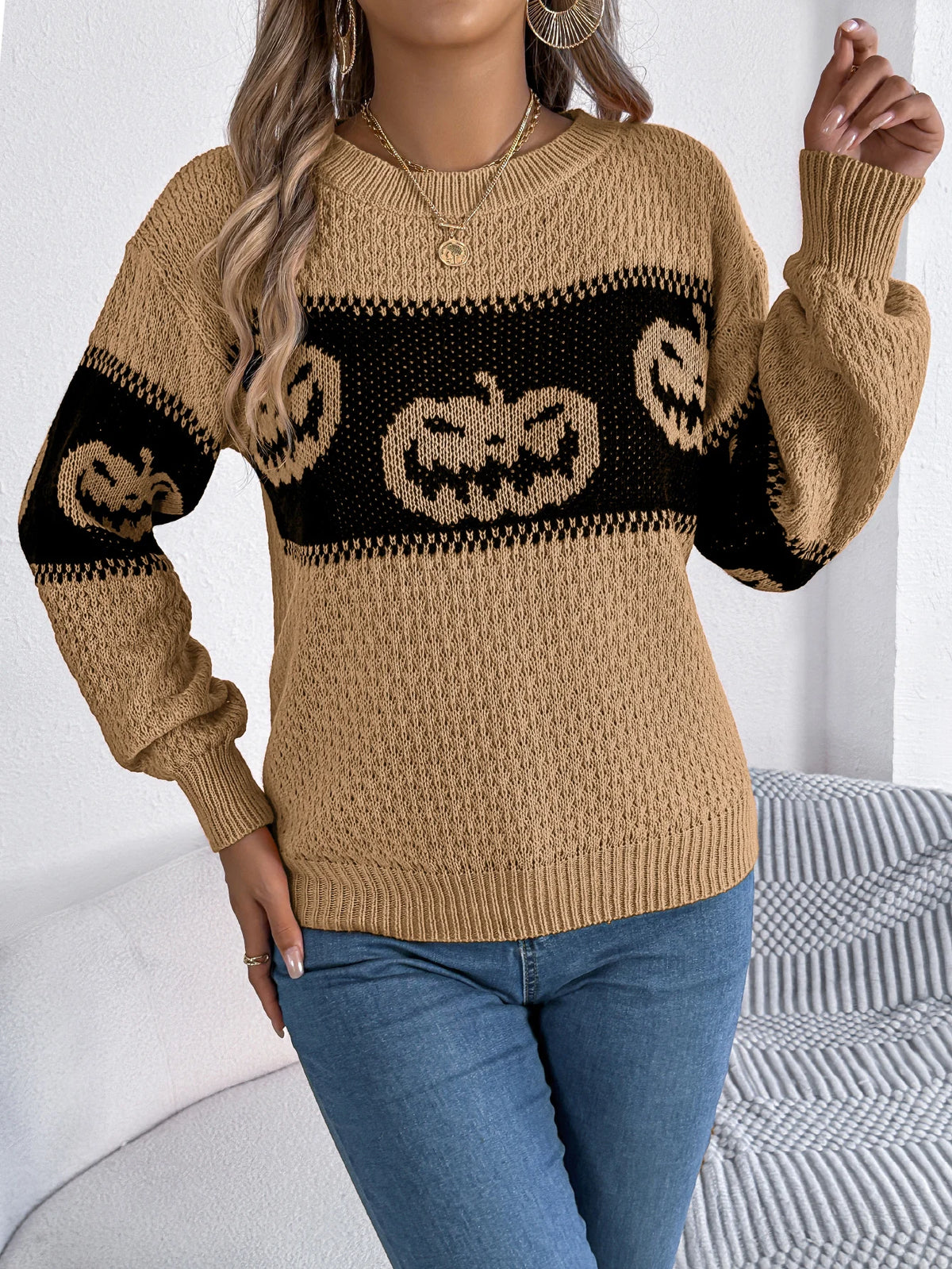 Halloween Women's Casual Autumn and Winter Elegant Contrasting Pumpkin Pattern Long Sleeved Pullover Sweater