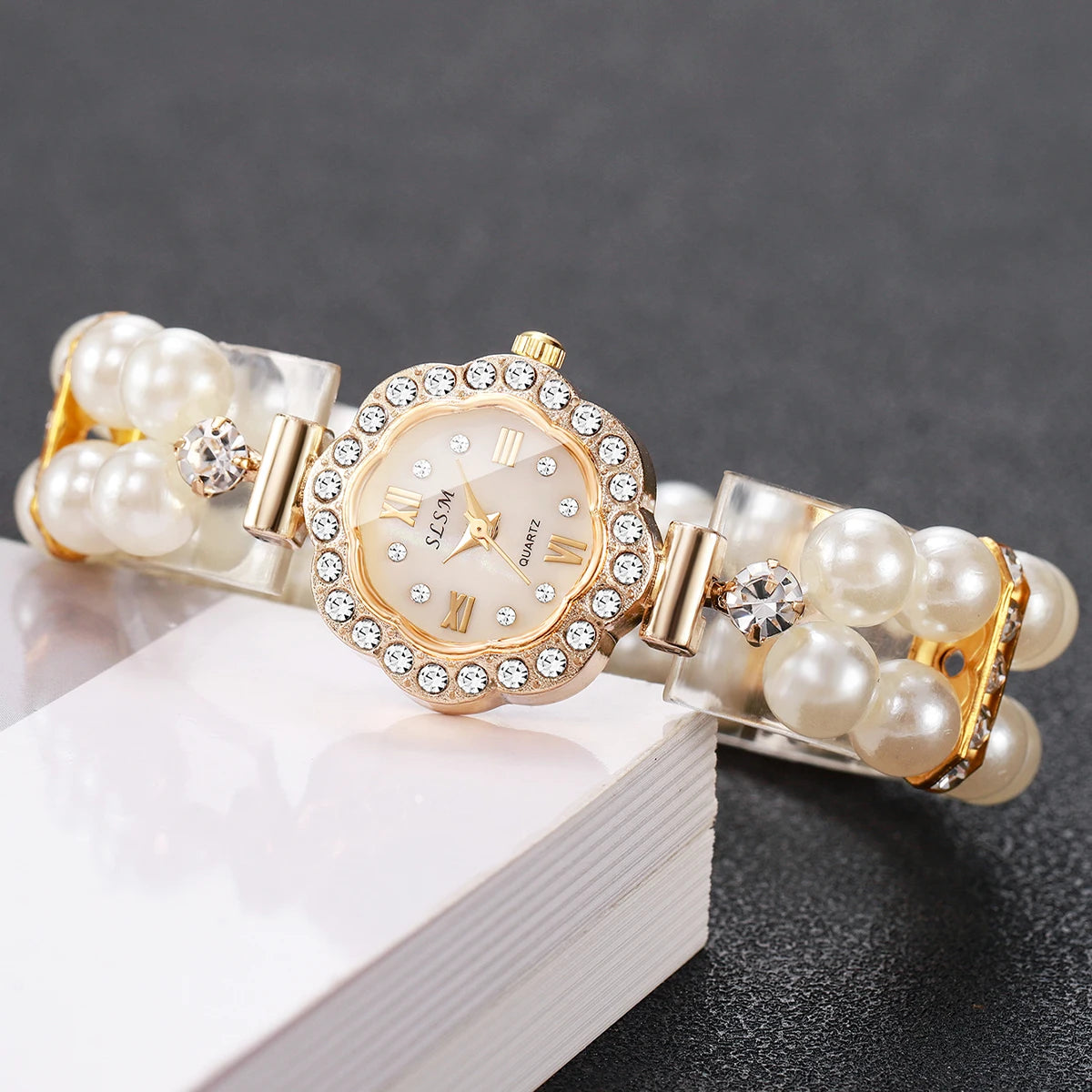 Elegant Pearls Bracelet Strap Women Watches Luxury Rhinestone Flower Dial Quartz Wristwatches Relogio Feminino (Without Box)