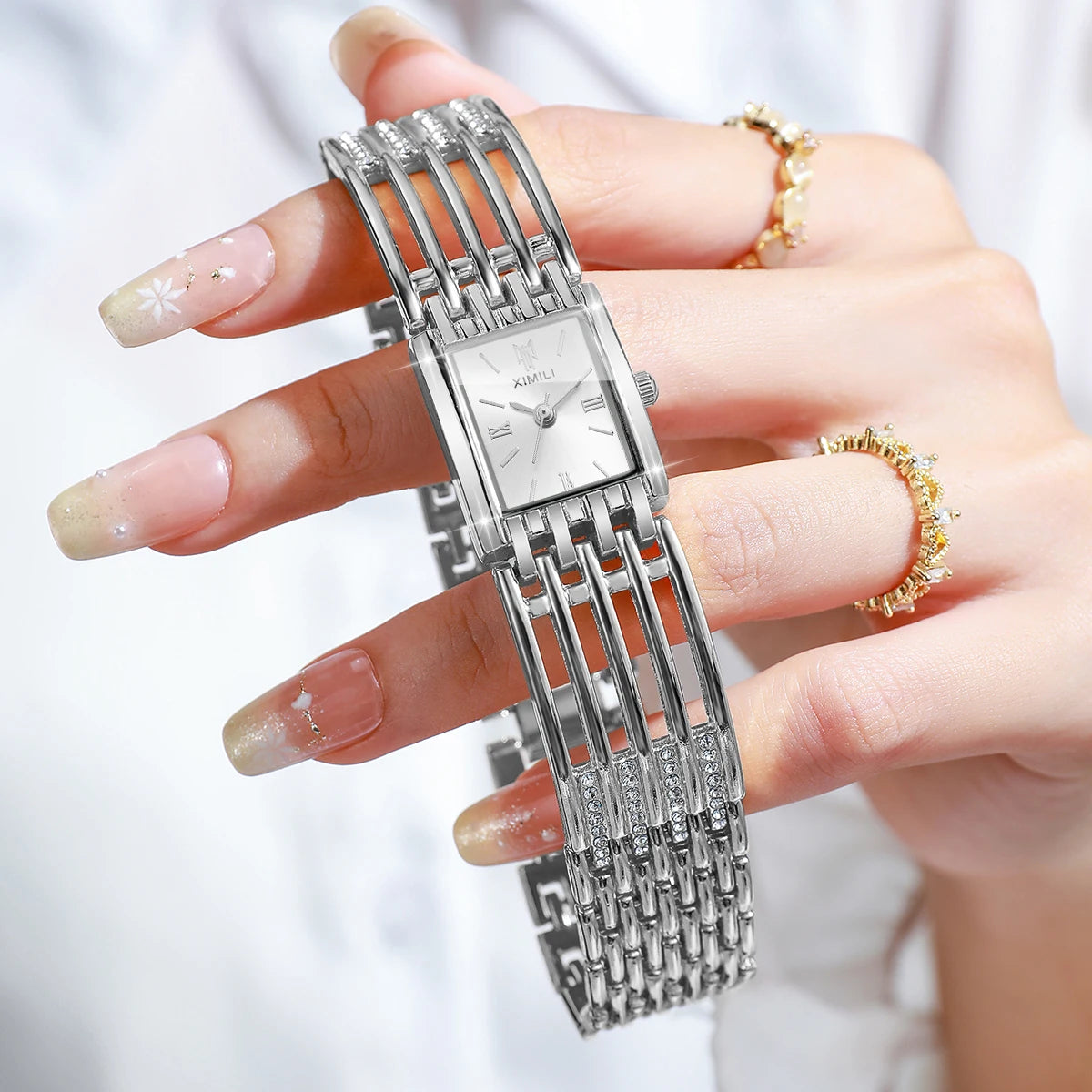 Luxury Gold Bracelet Strap Women Quartz Watch Rectangle Roman Dial Ladies Dress Wristwatches Clock Relogio Feminino（Without Box）