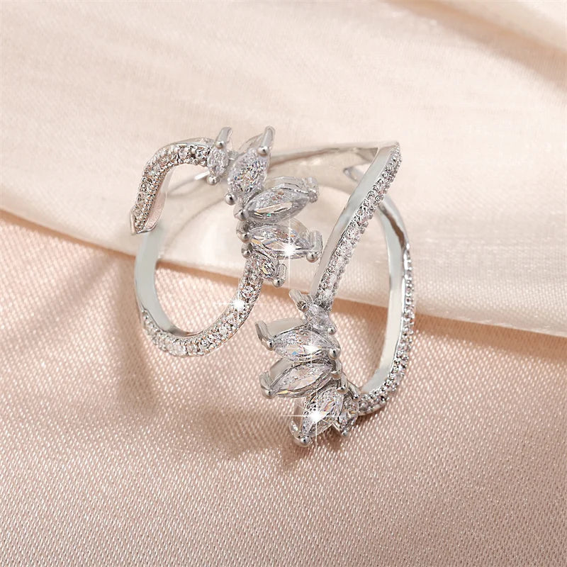 ZAKOL Cute White Geometric Zirconia Leaf Open Adjustable Rings for Women Party Jewelry 2023 New