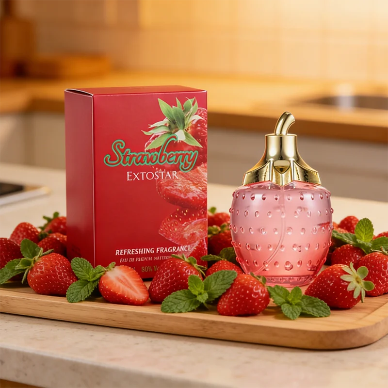 Popular Russian Women's Dating Perfumes Cute Strawberry Design Oriental Notes, Rose And Jasmine, Fresh Charming Fragrance Spray