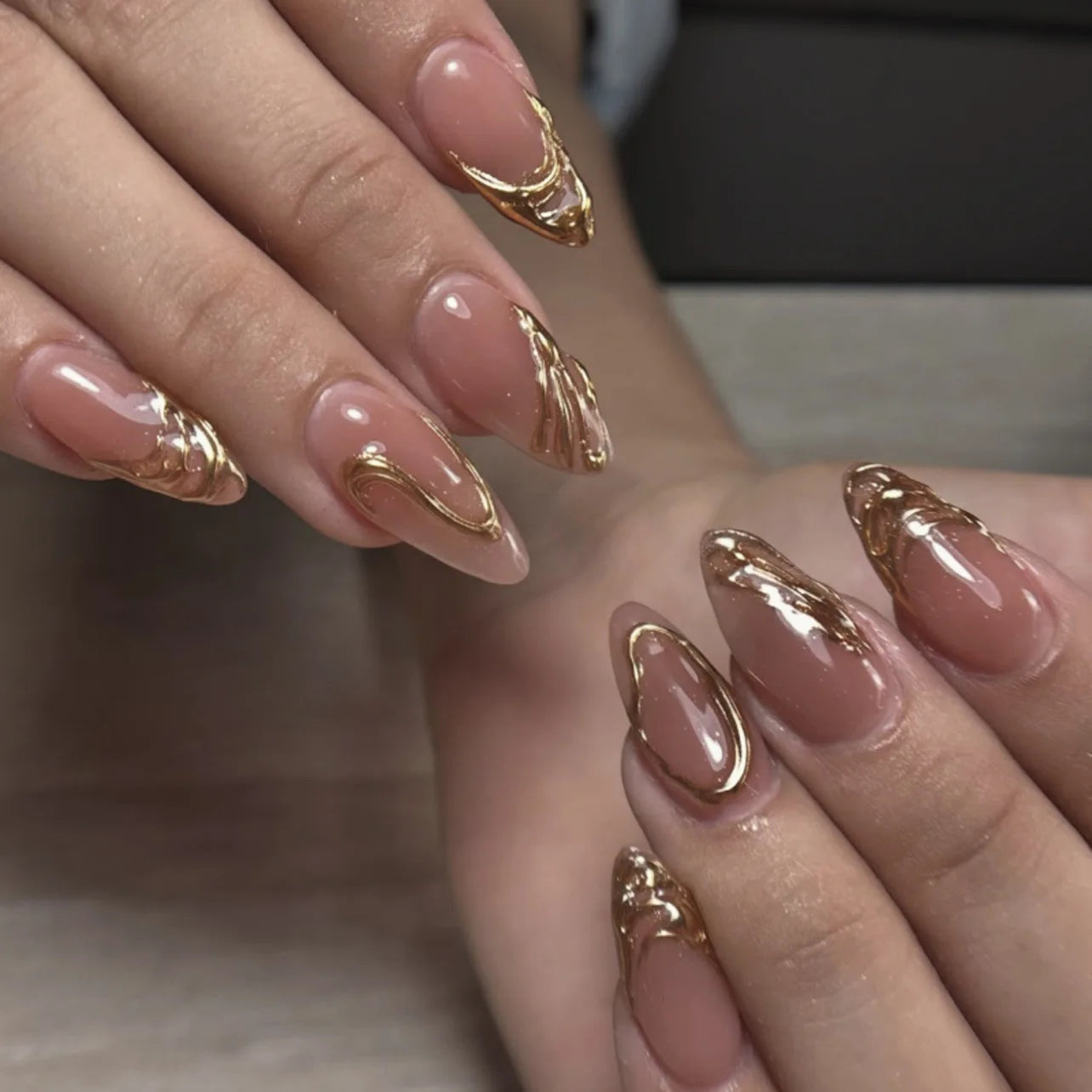 24Pcs Purple Heart Almond False Nails Artificial Simple with Glue French Wearable Fake Nails Full Cover Press on Nails Tips Art