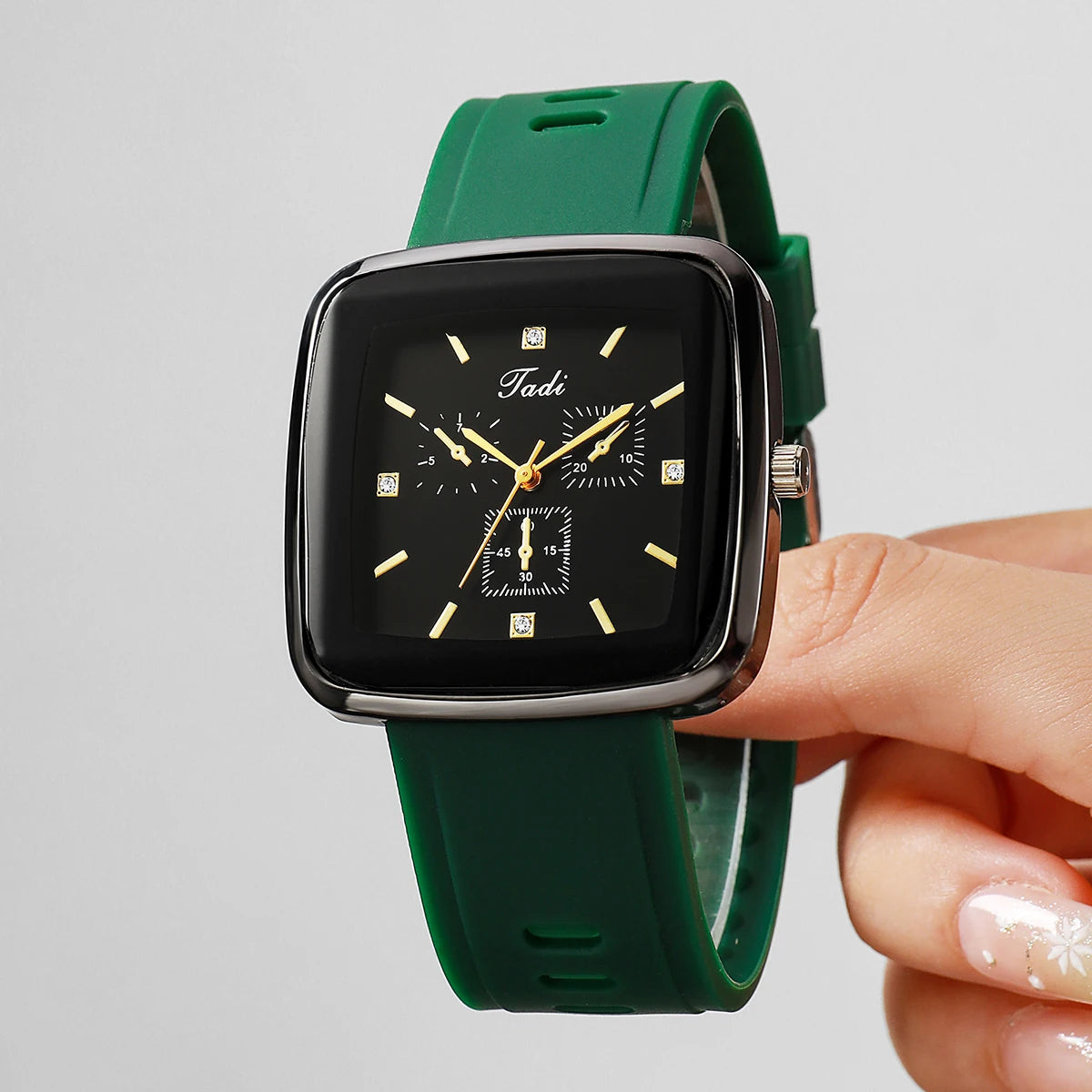 Fashion Square Women Quartz Watch Green Silicone Band Rhinestone Ladies Dress Wristwatches Clock Relogio Feminino (Without Box)