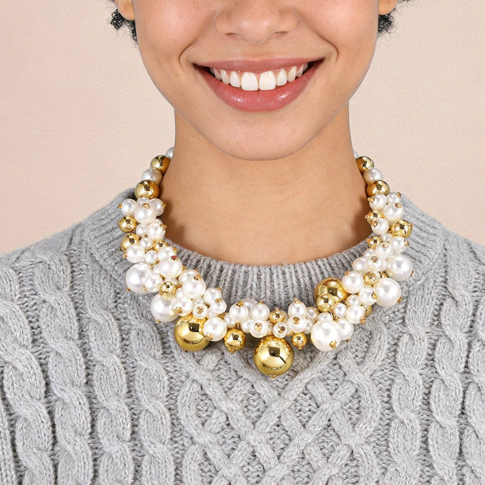 New Style Chic Chunky Imitation Pearl Acrylic Bead Choker Necklaces For Women Elegant Temperament Statement Jewelry Party Gift