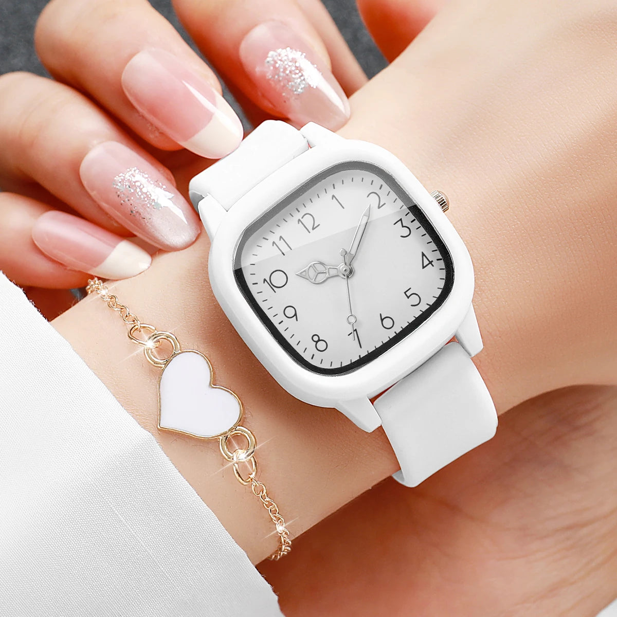 2PCS Fashion Women Watch Heart Bracelet Set Square Dial Silicone Strap Ladies Quartz Wristwatches Relogio Feminino (Without Box)