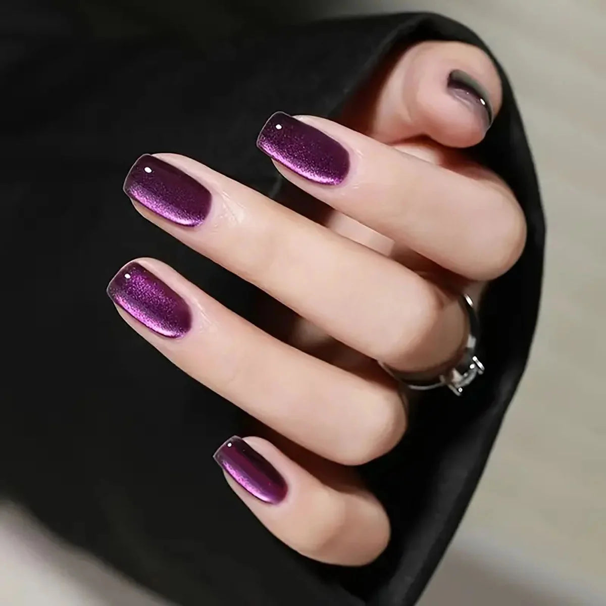 24pcs Glossy Cat's Eye Wearable Press On Nails Full Cover Nude Color Short Ballet False Nails Women Square Fake Nail Tips