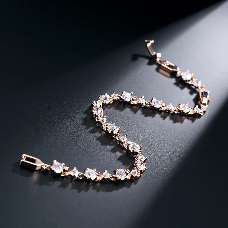 ZAKOL Exquisite Zircon Leaf Bracelets for Women Sliver Color Crystal Men Bangles Fashion Heart Zircon Girls Party Jewelry