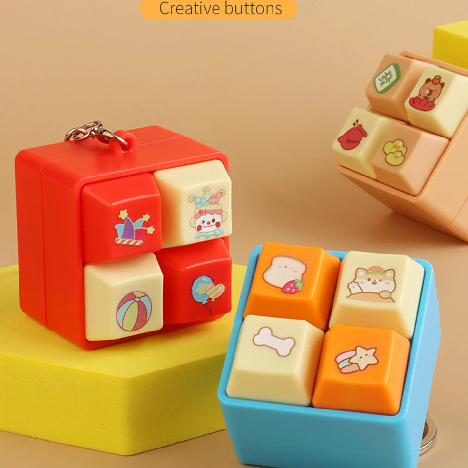 ZAKOL Cartoon Fidget Keychain DIY Keyboard Keys Button Squeeze Music Keychain Pass The Time Relief Stress Four-square Keychain